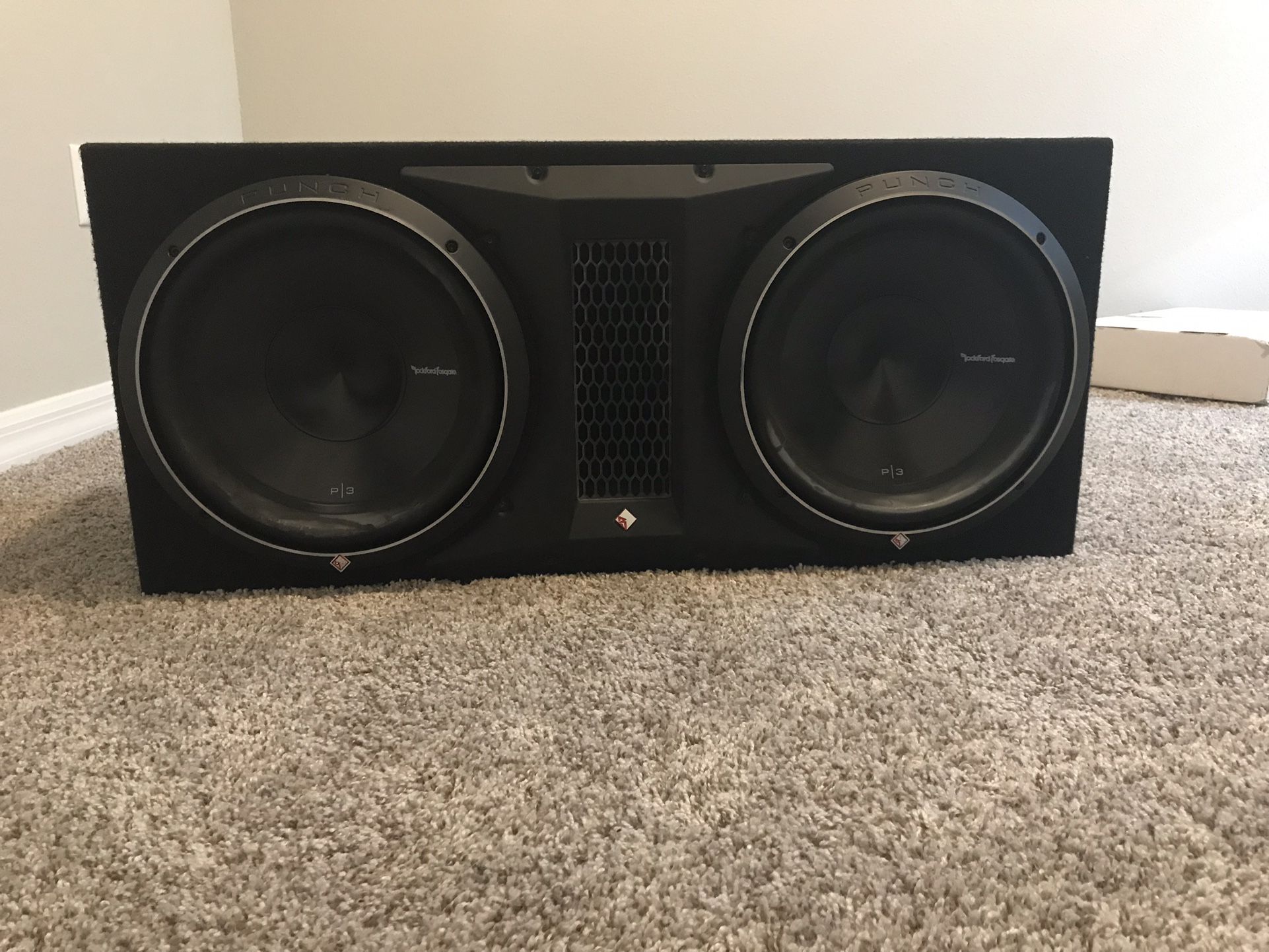 Rockford Fosgate P3-2X12 Punch Duel P3 Loaded Enclosure Sub