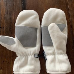 New! Merona THINSULATE girl’s white fleece w rubber grip mittens gloves