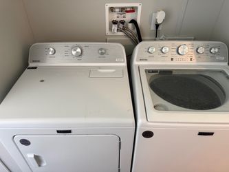 Maytag washer dryer set