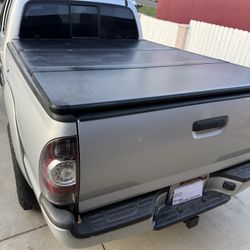 Tacoma Long Bed Cover 