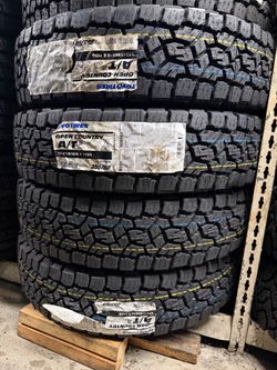 Set available in store !! Toyo Open Country AT3 215/85R16LT