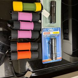 Small Flashlights 
