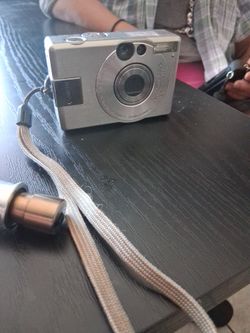 Canon camer came Corder also in one