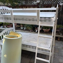Twin BunkBed/2 mattresses
