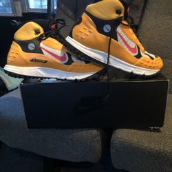 Nike 10-5 Really good condition