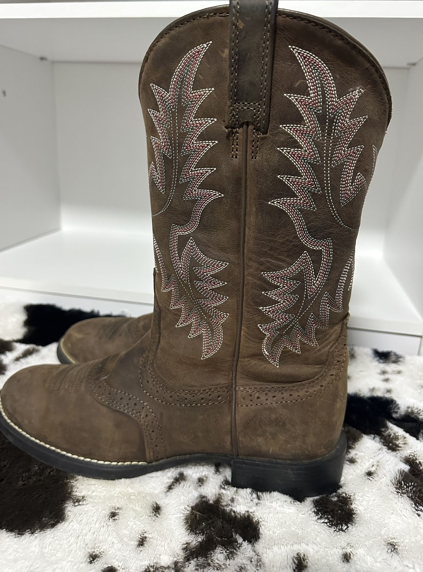 ARIAT HERITAGE WESTERN BOOTS
