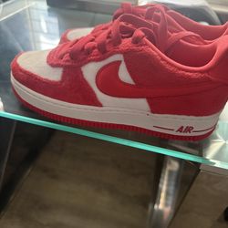 Air force 1s Valentine’s