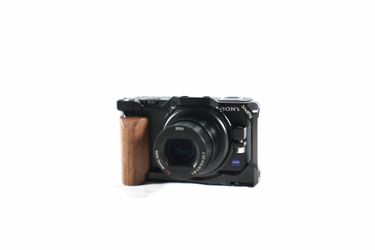 Sony ZV-1 compact vlogging camera