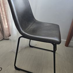 4 dining chairs