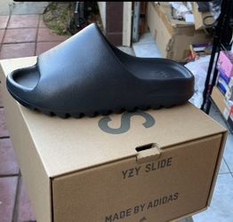 Onyx Yeezy Slides 