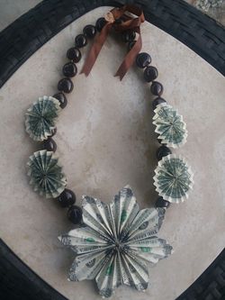 Graduation leis
