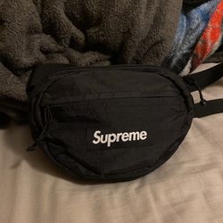 Fw18 Supreme Fanny Pack