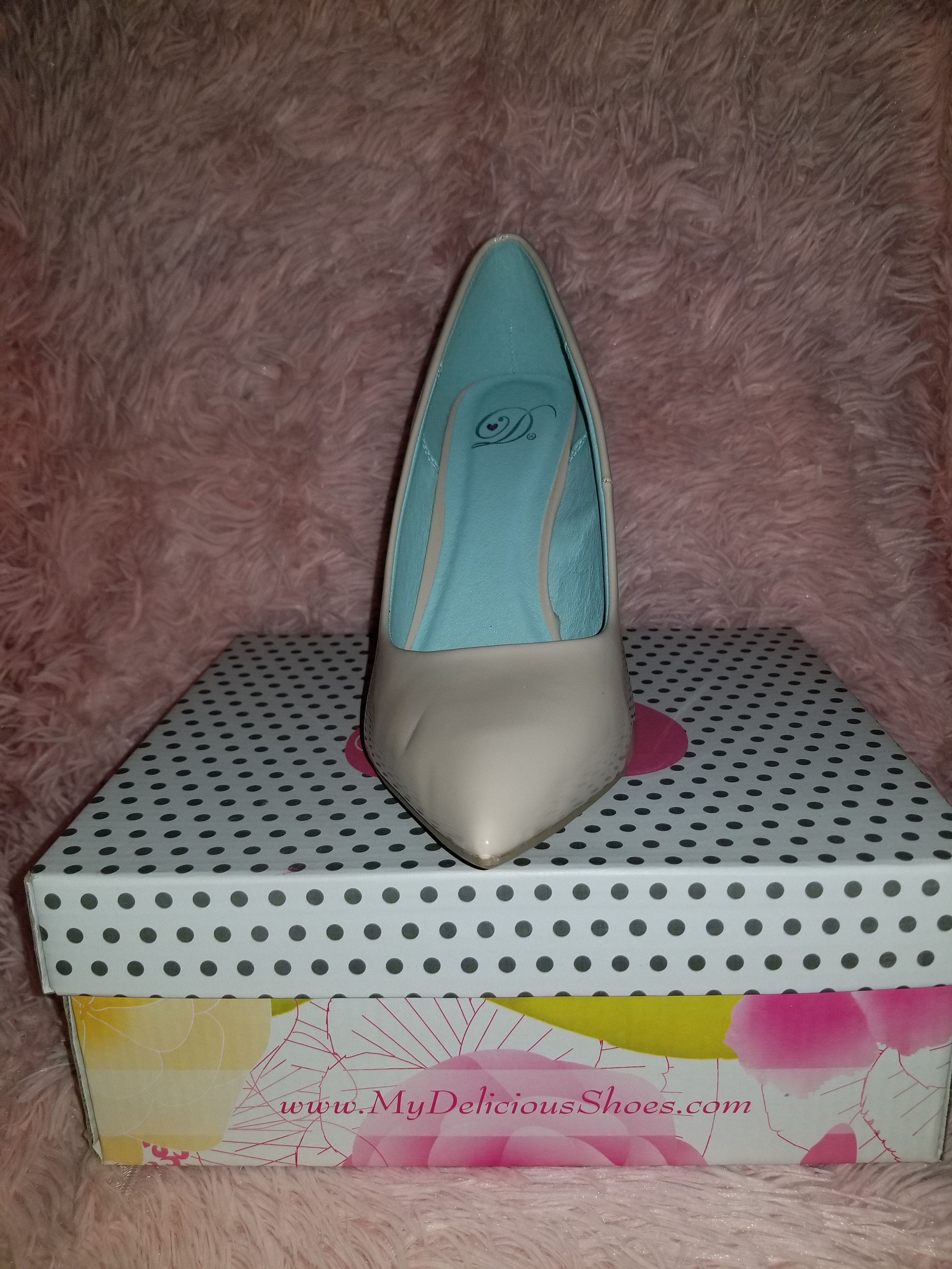 Nude pointed toe heels