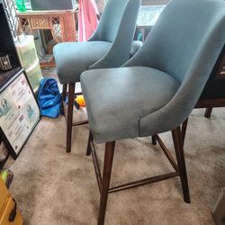 2 Bar Stools