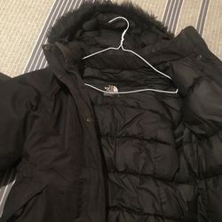 Woman’s North Face Coat 