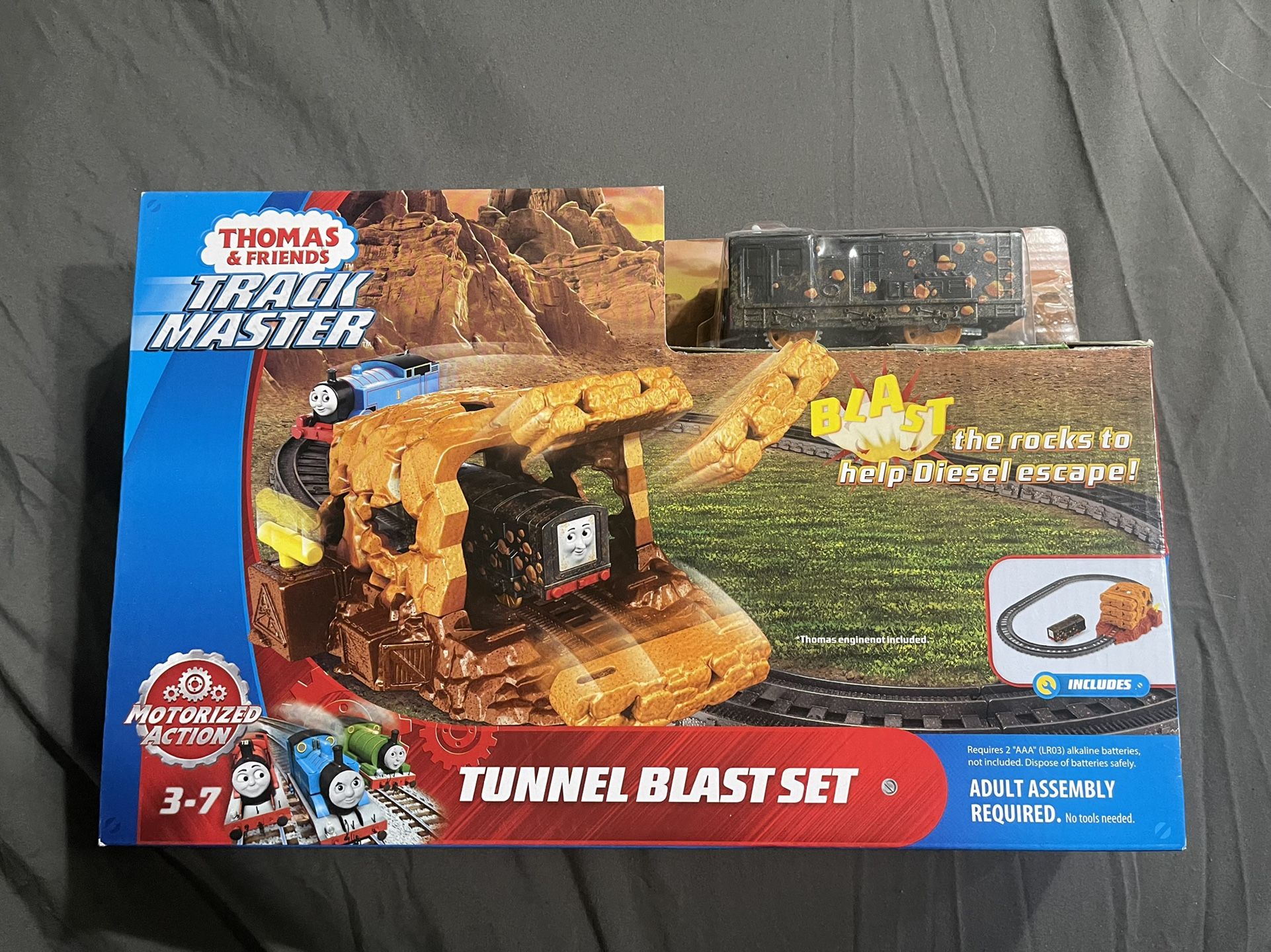 Thomas & Friends TrackMaster Tunnel Blast Track Play Set with Diesel Engine New