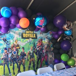 Fortnite Balloon Garland 