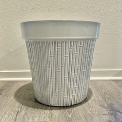 White/ Grey Bamboo pattern Ceramic Planter