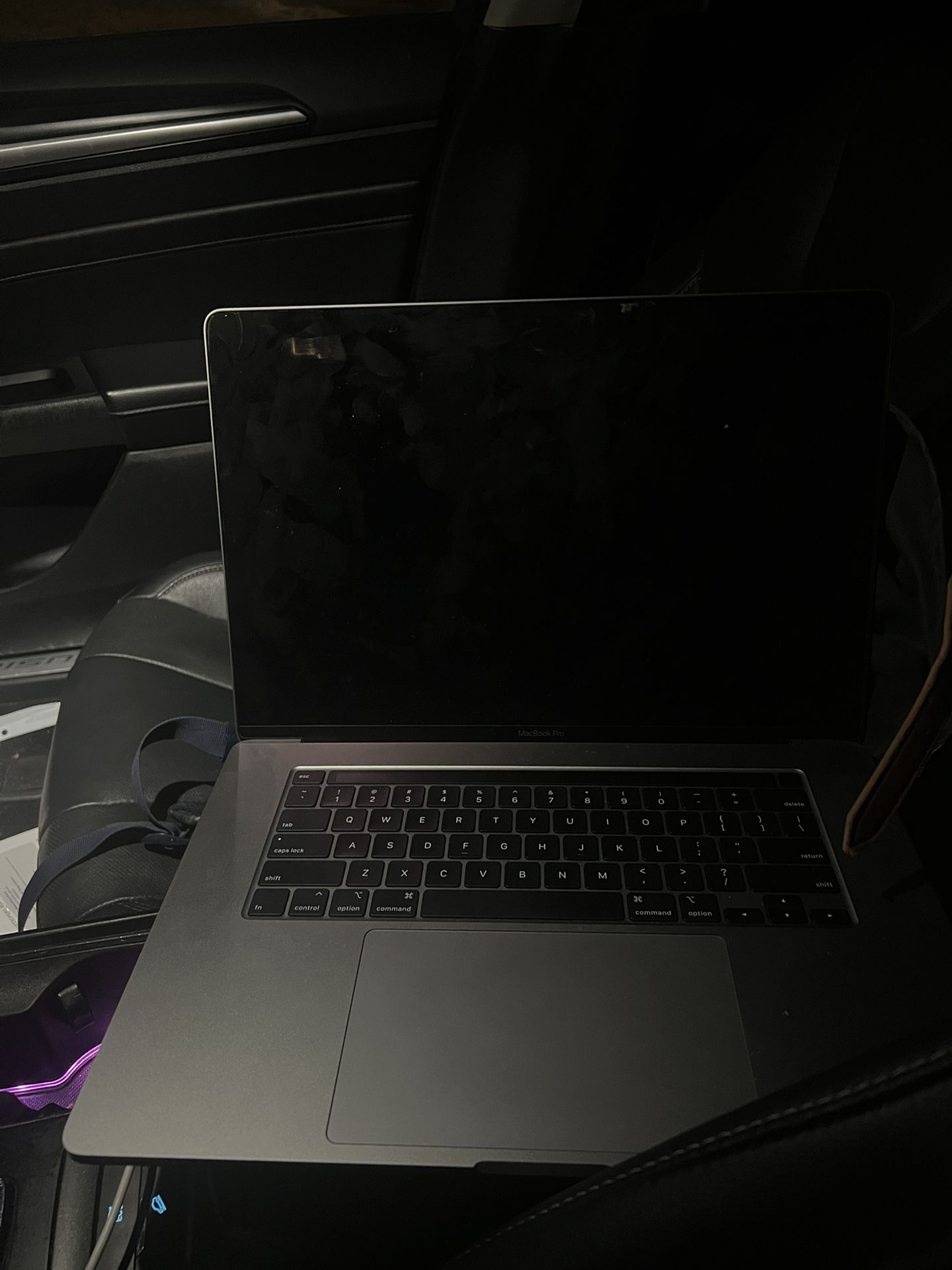 MacBook Pro 2019 16” i7