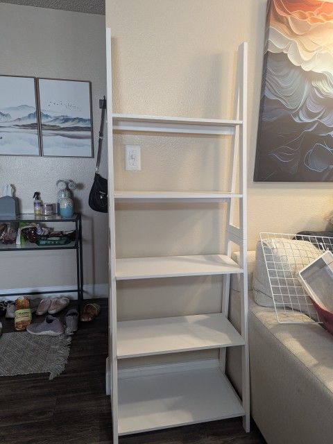 A-Line White Shelf