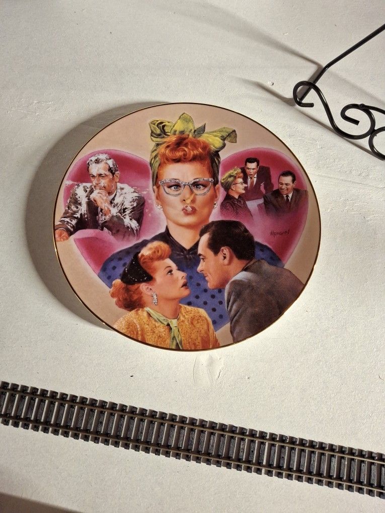 I Love Lucy "Meets The Stars" Collectible Plate