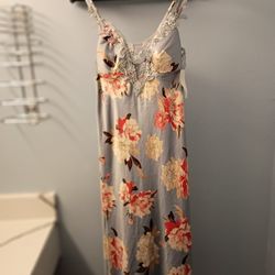 Women's Night Gown Size S