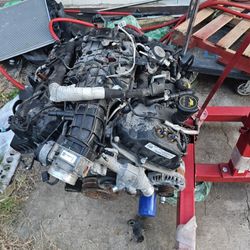 2017 FORD EXPEDITION 3.5L twin Turbo Engine For Parts