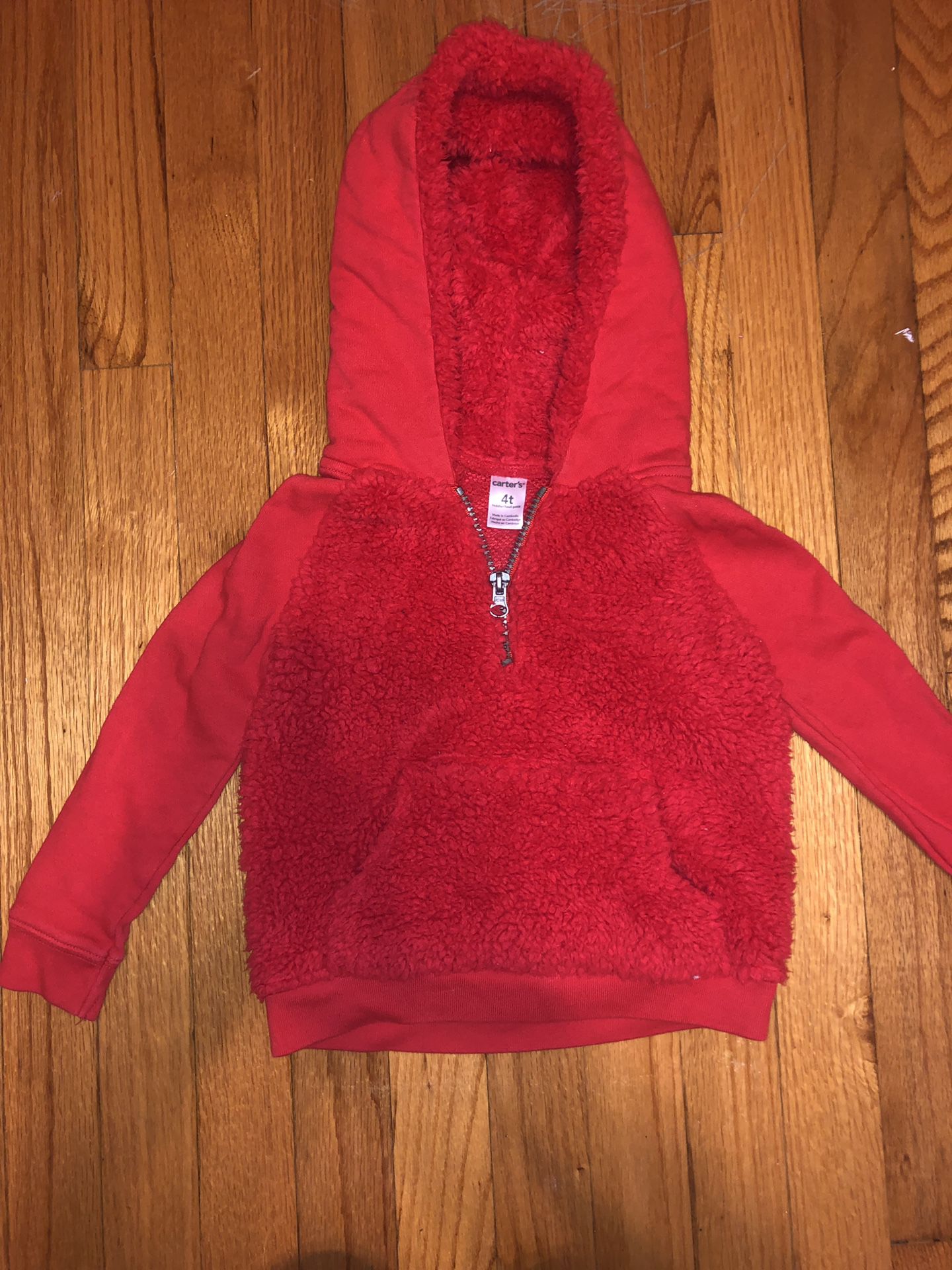 Carter’s 4T fleece lined sweater
