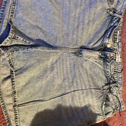 Woman Plus Shorts Size 18 For 8$$$ 