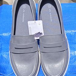 MEN'S GRAY SLIP-ON CASUAL LOAFER