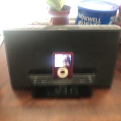 Ihome And iPod Combo