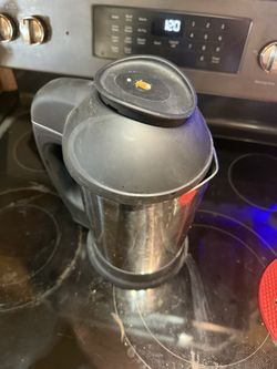 Non dairy milk maker (Almond Cow) 