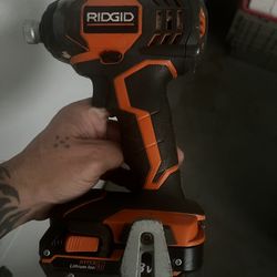 Ridgid R86034 X4 18V Lithium Ion 1750 LBS Torque 1/4 Inch Hex Shank Impact Driver With Battery No Charger 
