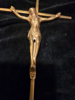 Vintage Mid Century Modern MCM Brass Catholic Crucifix Traditional Corpus INRI Dainty Hanging Cross  /  Crucifijo - Cruz  Pascua