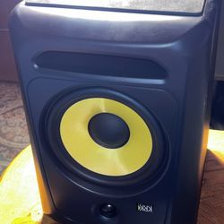 KRK Classic 8 Speakers 
