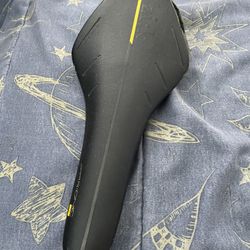 fizik arione 00 saddle 