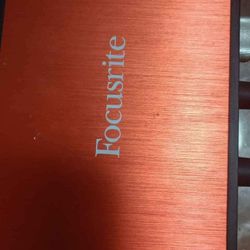 Interface  Focusrite Scarlett Solo 
