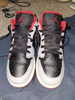 Cement fire red Jordan 1