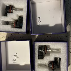 Set Of Headlight Bulbs Out Of 2013 GMC Sierra 