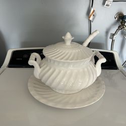 White soup, terrain with spoon