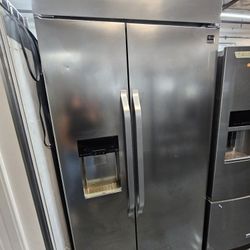 42" LG BUILT IN STAINLESS STEEL REFRIGERATOR 