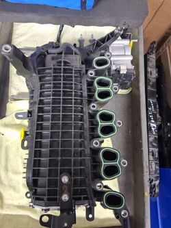 2.0L compass/renegade air intake manifold