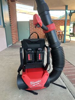 Milwaukee m18 fuel backpack blower like new