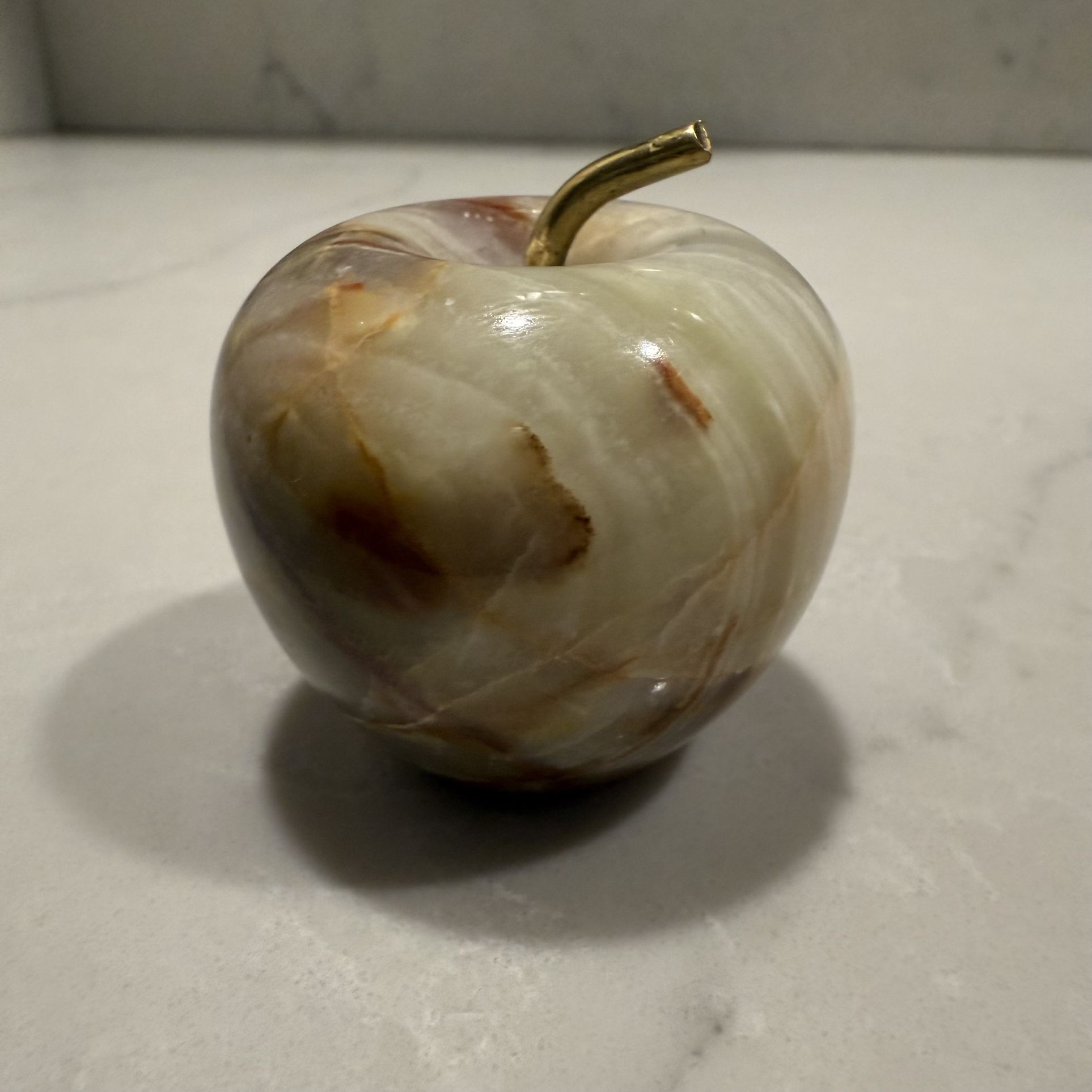 Handcrafted Onyx Apple Paperweight *Vintage*