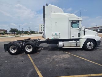 2009 Freightliner century