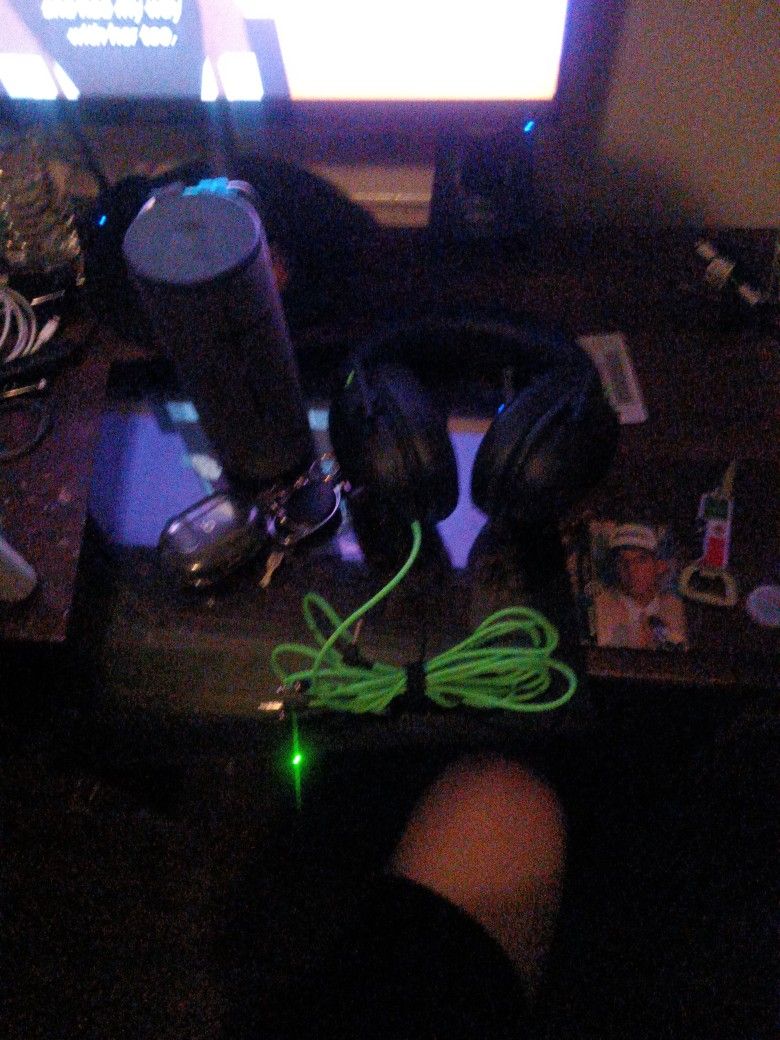 Beats noise cancelling, razor Headset For Any System & JK Rookie Card