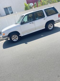 1995 Ford Explorer