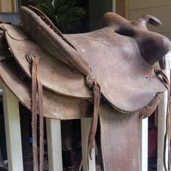 Antique Western Saddle