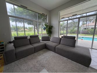 Modern Modular Sectional Sofa with Adjustable Headrests & Expandable Seating