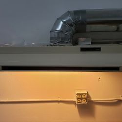 Kitchen Oven Ventilation Hood With Light